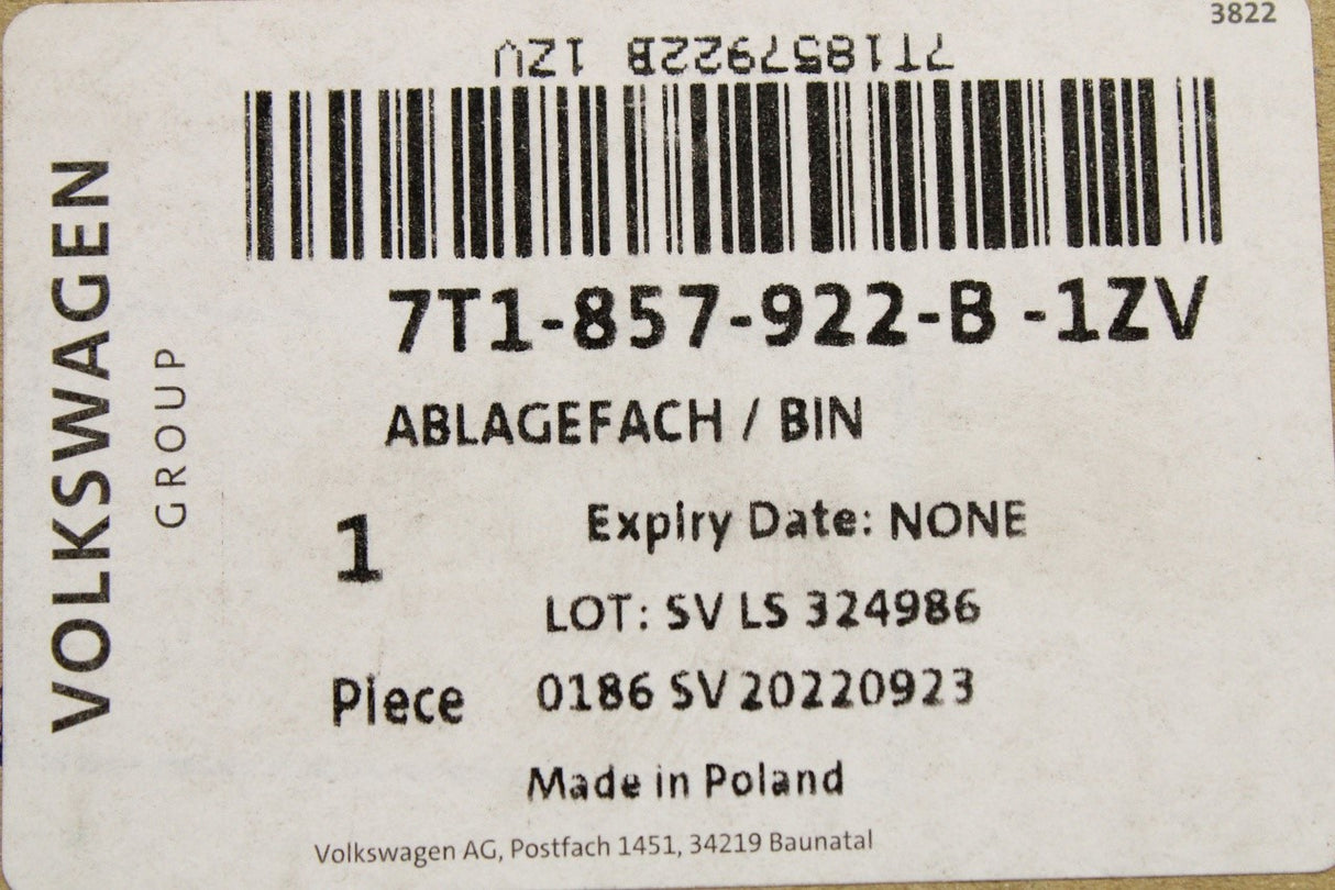 VW Multivan 22-on dashboard storage compartment (upper) 7T1857922B 1ZV