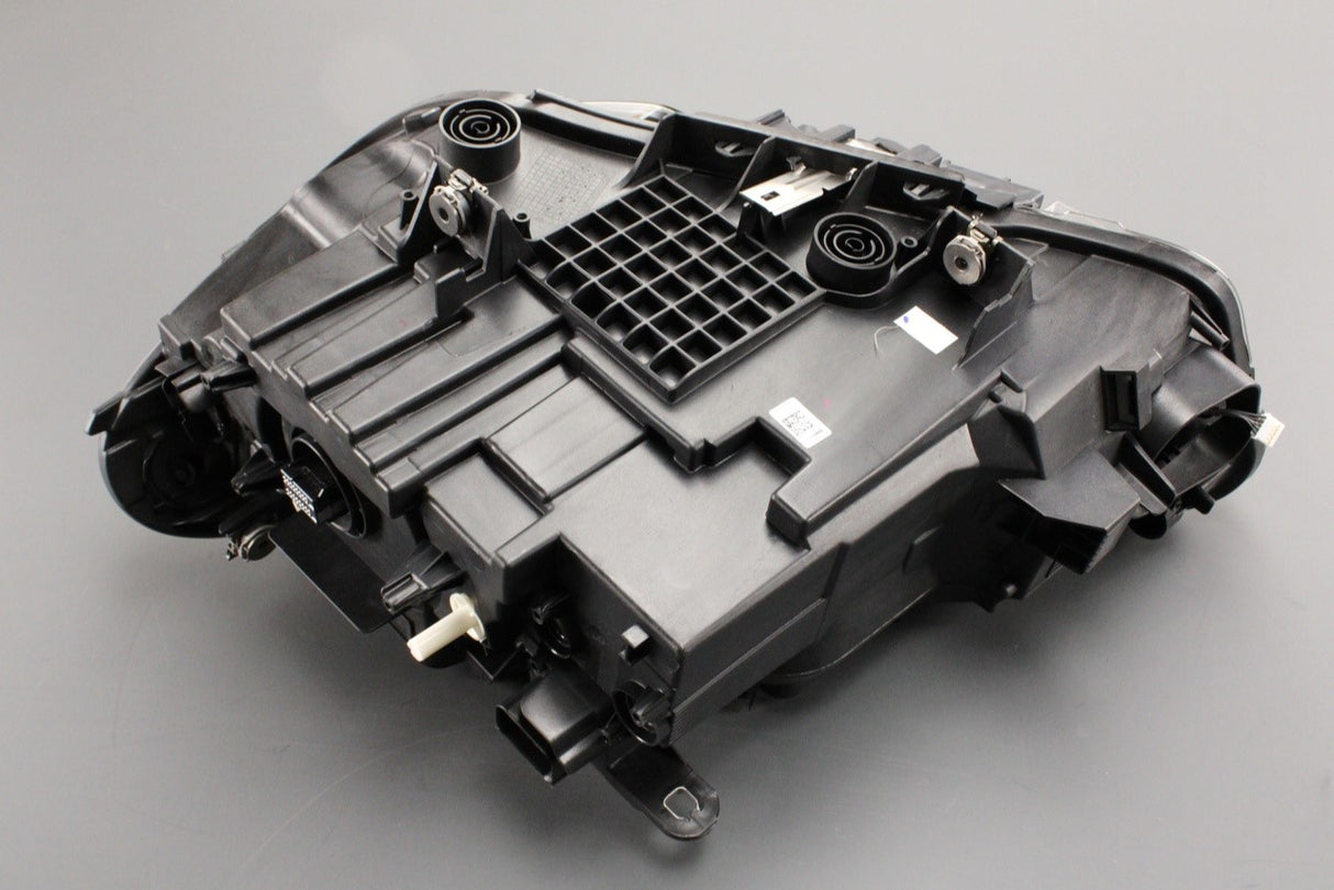 BMW X1 F48 2015-2020 LED headlight (right) 63117436464