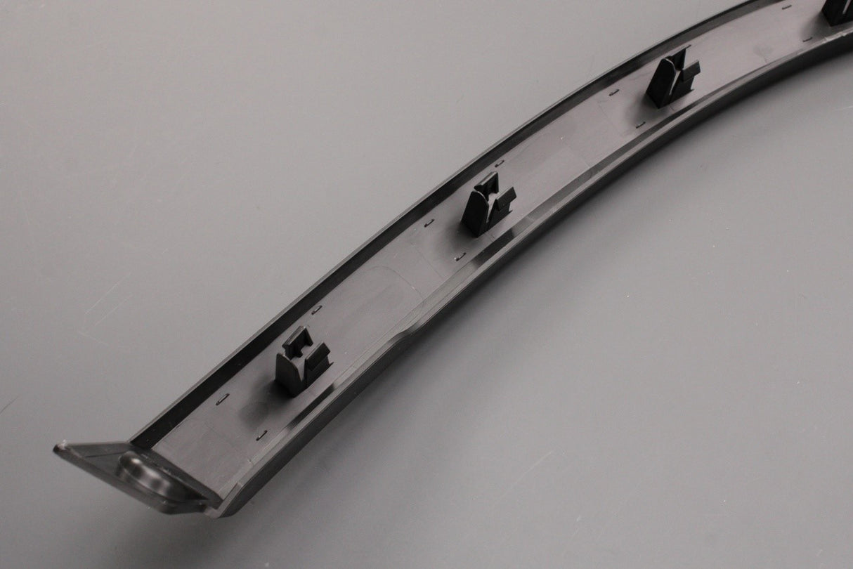 Skoda Kodiaq 2017-24 wheel arch trim (front right) 565853718A GRU