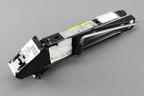 VW Transporter T5 T6 tool kit spare wheel jack 7E0011031H