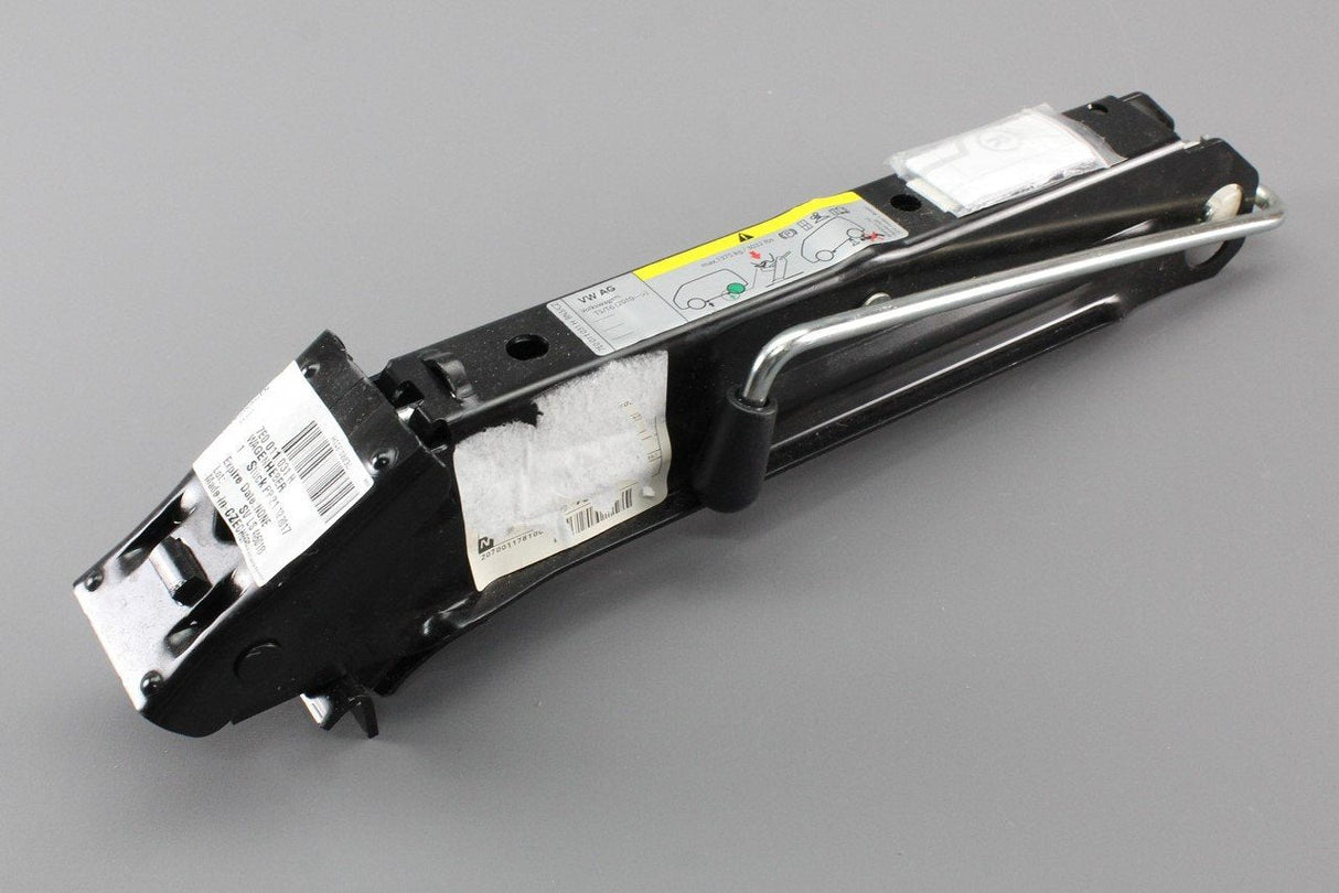 VW Transporter T5 T6 tool kit spare wheel jack 7E0011031H