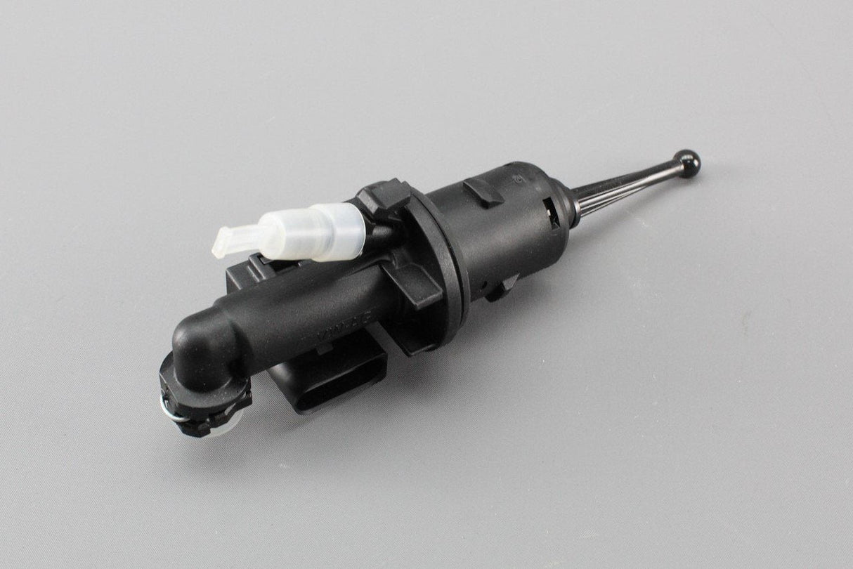 VW Golf MK6 Beetle Passat Audi A3 TT clutch master cylinder 1K0721388AF