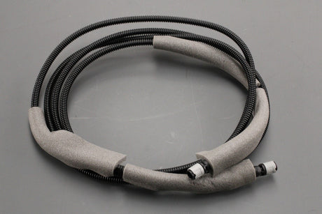 Land Rover Discovery Sport 2015-on rear window washer hose LR104025