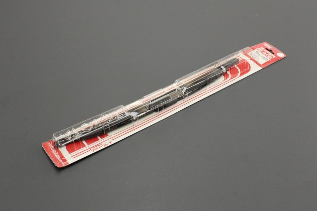 Toyota Prius 2003-09 wiper blade (rear) 85242-47020