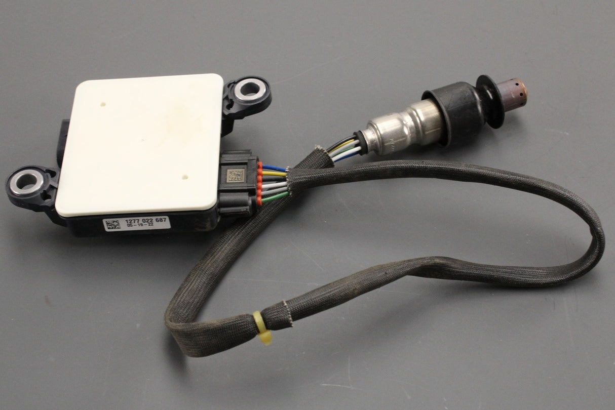 Land Rover Discovery 5 Range Rover 12-on NOx sensor (3.0 V6) LR104388