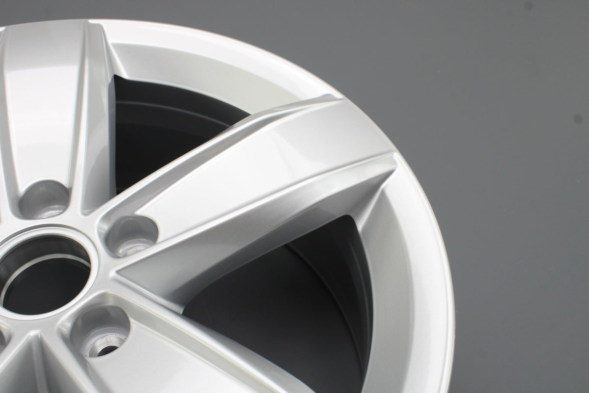 VW Scirocco Tiguan Passat Corvara alloy wheel (17"x6.5J) 5NA071497 8Z8