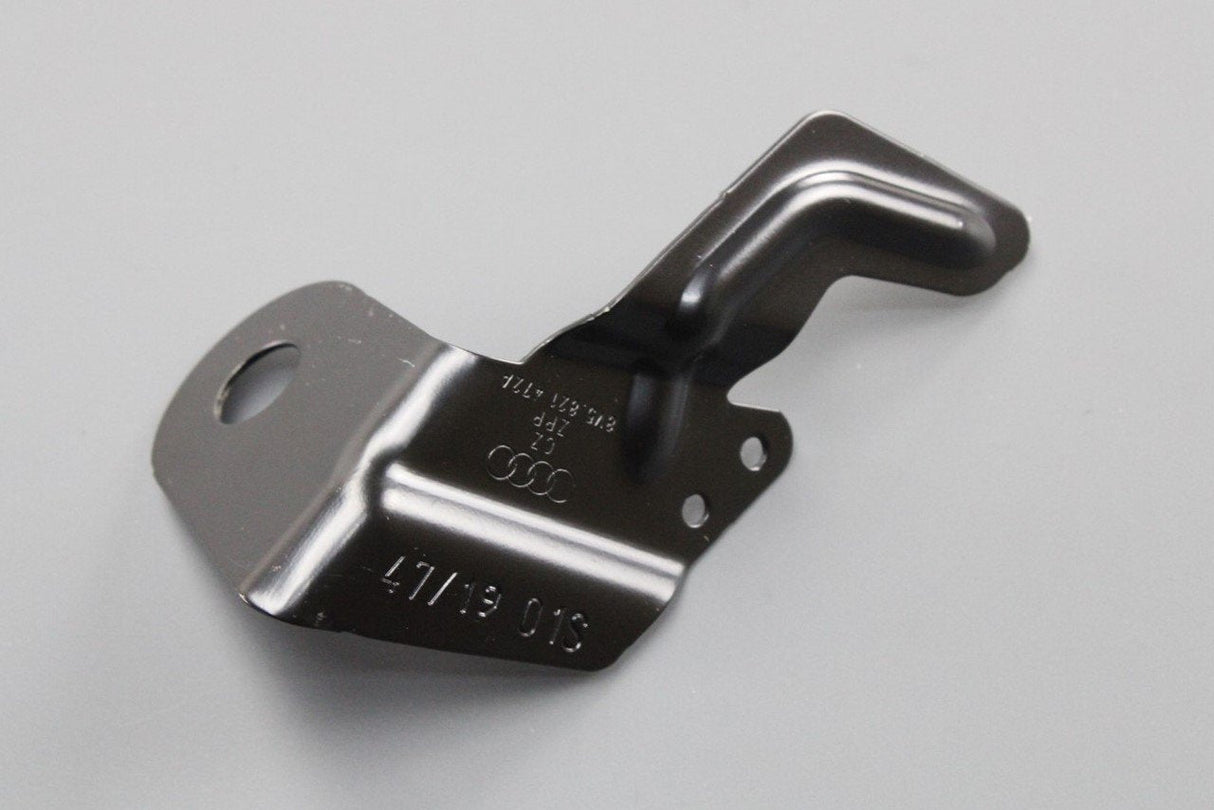 Audi A3 RS3 8V 2013-20 wing support bracket (right) 8V5821472A