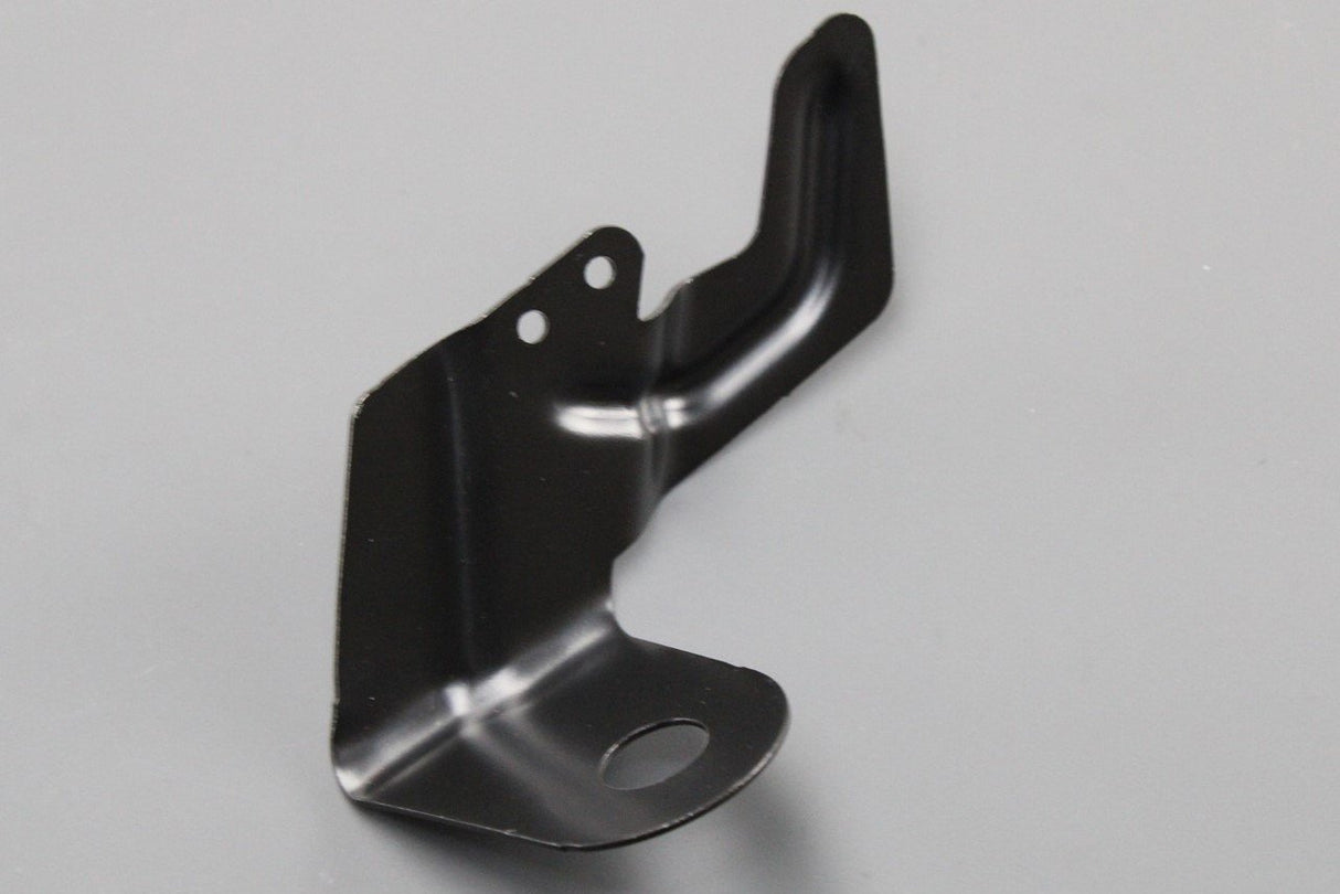 Audi A3 RS3 8V 2013-20 wing support bracket (right) 8V5821472A