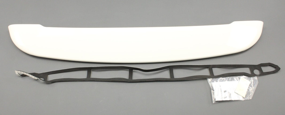 Transporter T6 15-on rear tailgate spoiler (candy white) ZGB7H0071644AW