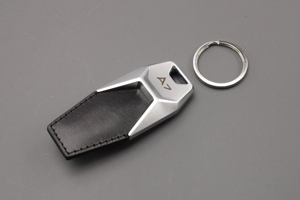 Audi A7 accessory leather keyring 3181900607