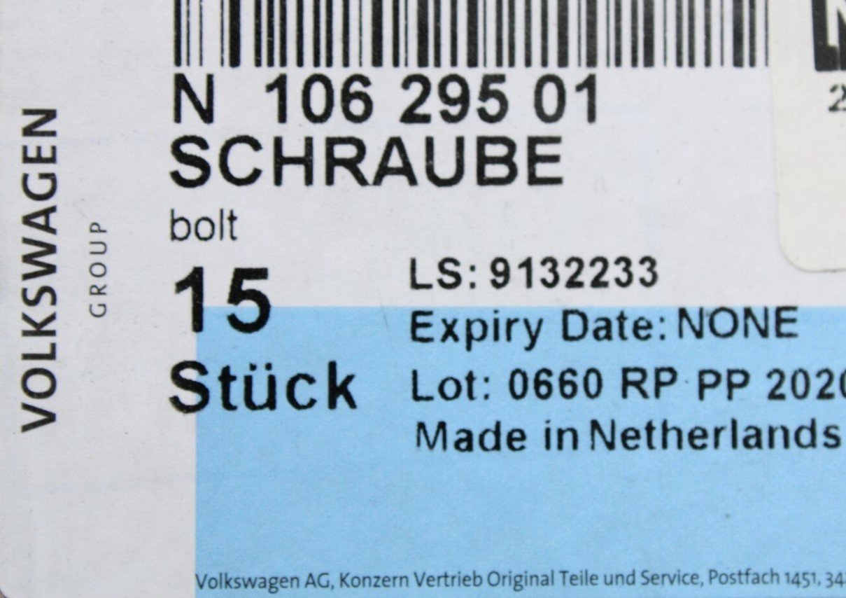 VW Amarok Audi R8 Hex head collared bolt M12x1.5x125x90 (x1) N10629501