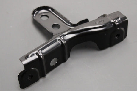 VW Golf MK8 2020-on inner front wing bracket (right) 5H0821430