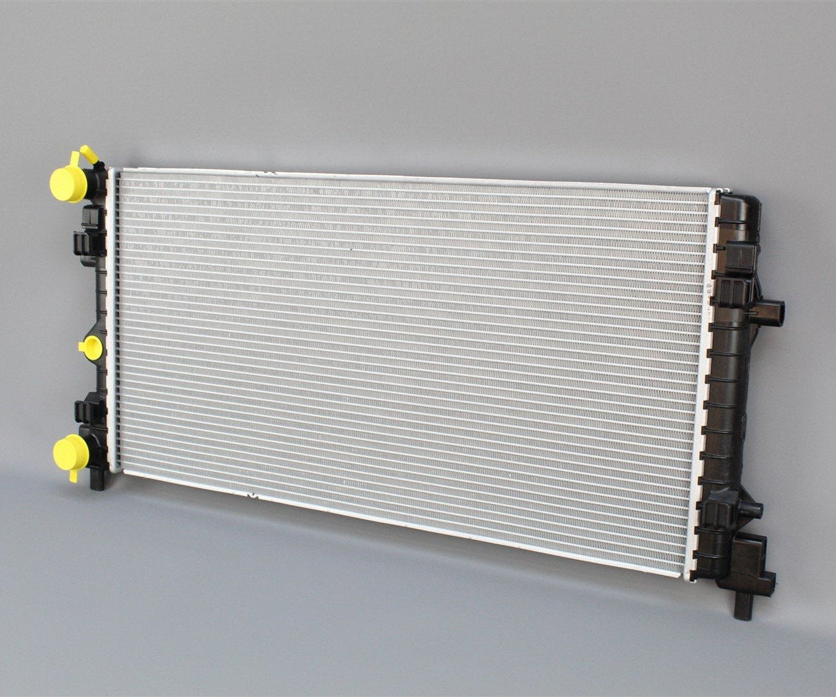 VW Polo Audi A1 Skoda Fabia SEAT Ibiza coolant radiator 6R0121253A