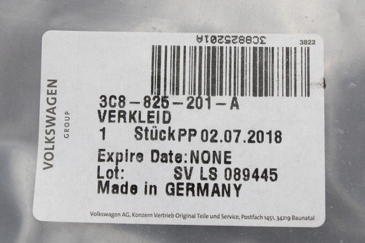 VW Passat B7 11-15 CC 12-17 left underbody protection trim 3C8825201A