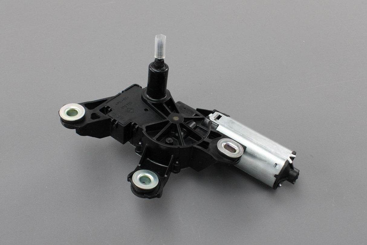 VW Audi A3 S3 8L 1997-03 A4 RS4 A6 RS6 wiper motor (rear) 8L0955711B