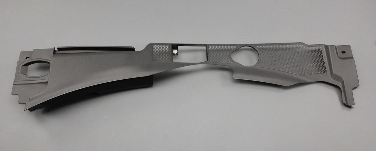 Audi A4 RS4 Avant A5 RHD wiper rain cover scuttle panel 8K2819447B 01C