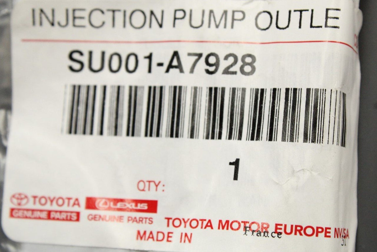 Toyota injection pump outlet pipe SU001-A7928