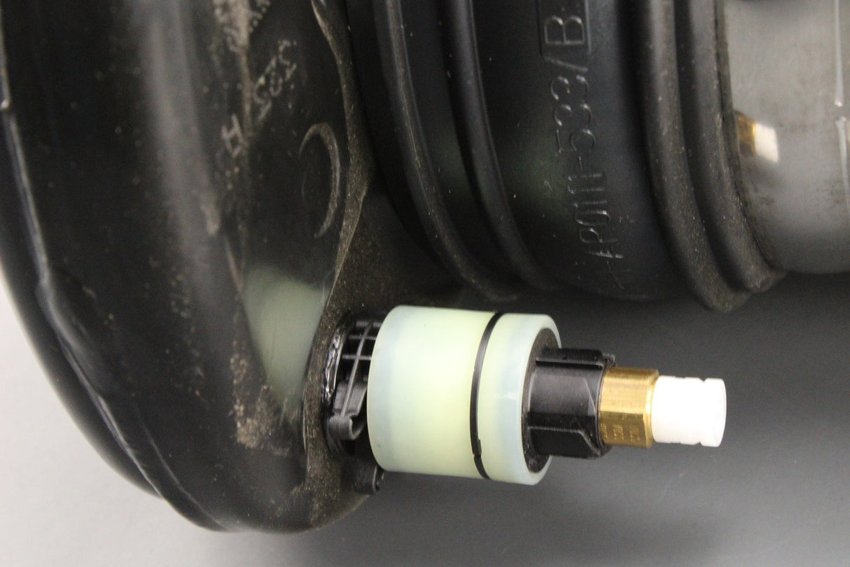 BMW G31 2017-2021 M sport air suspension strut (rear left) 37106882825