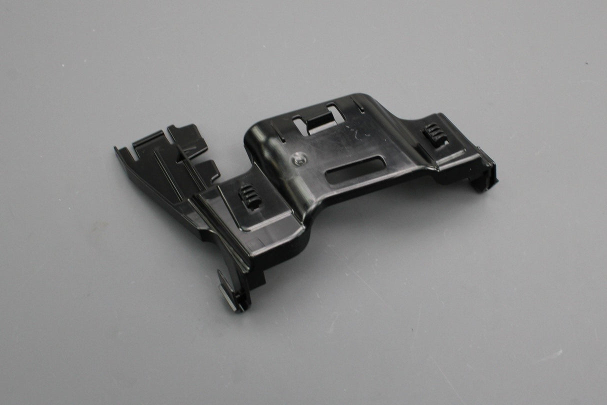 Audi Q7 2016-on b-pillar interior trim bracket (right) 4M0867192