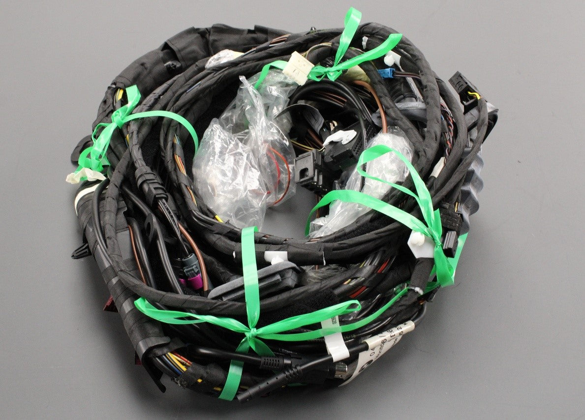 BMW E61 2004-2007 boot wiring harness (left) 61119140873