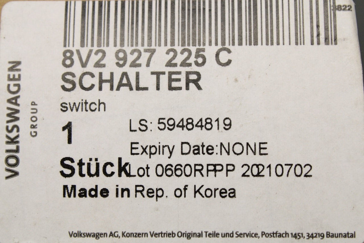 Audi A3 Q2 RS3 electric parking handbrake switch (RHD) 8V2927225C