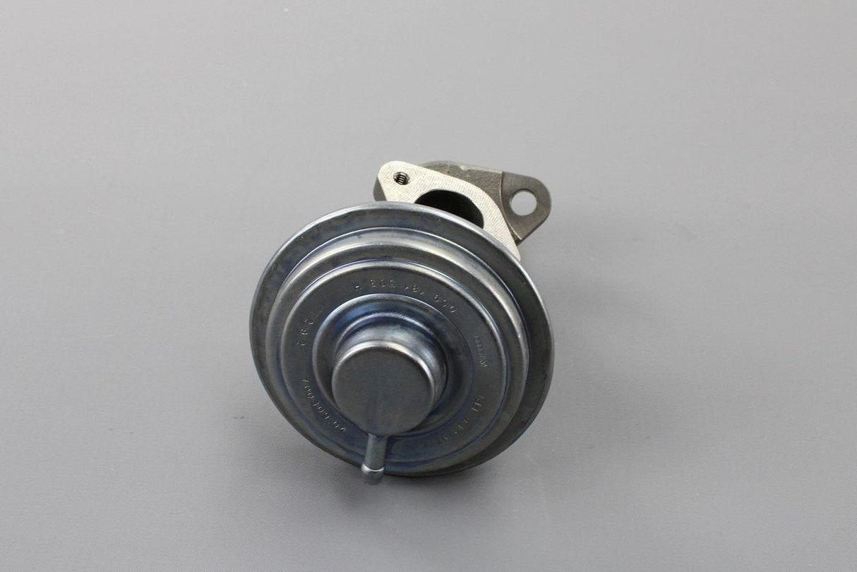 VW Touareg Audi A4 A6 A8 Q7 3.0 V6 TDI EGR Valve 059131503H
