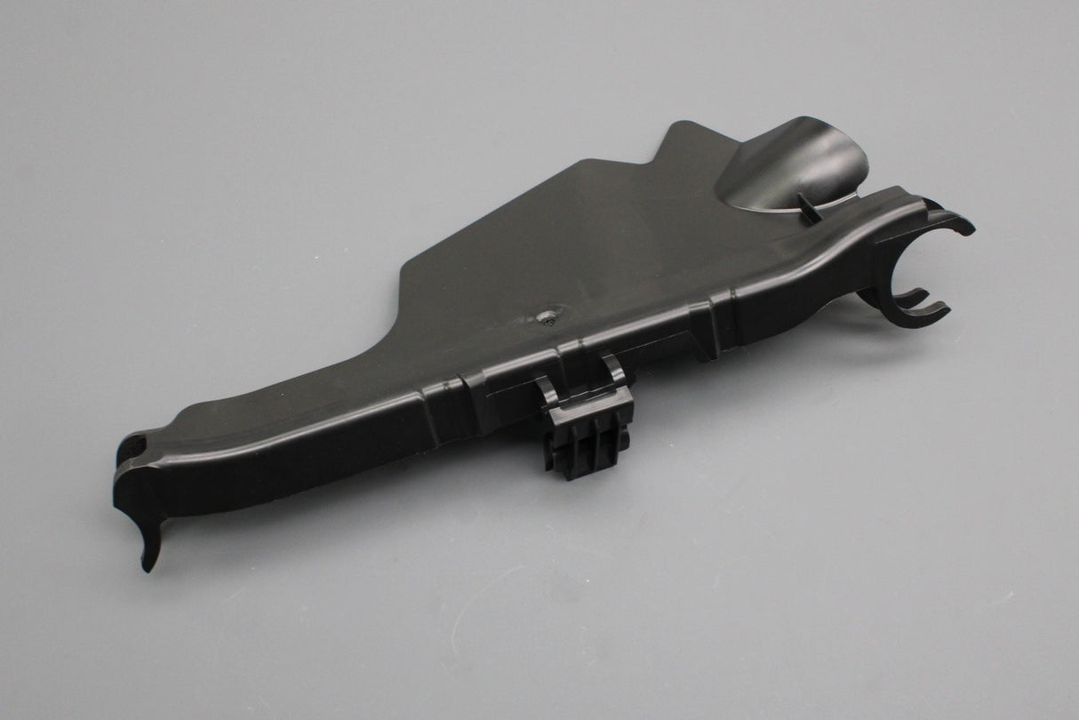 Audi A4 S4 RS4 A5 RS5 Q5 rear lower arm stone guard (left) 8W0505561B