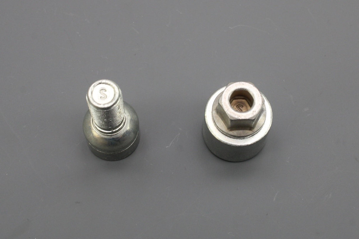Audi A4 A5 A6 A7 A8 locking wheel nut with key code S 4F0698139B 816