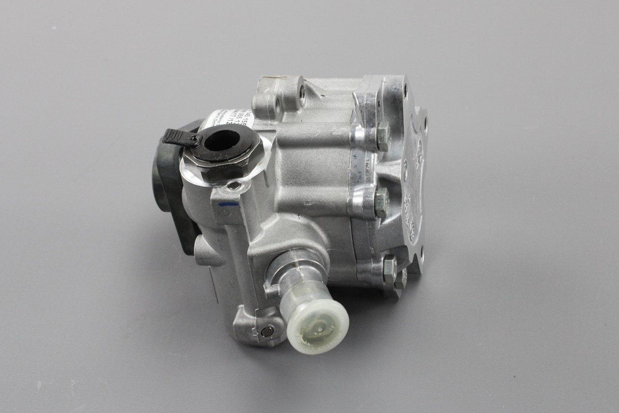 Audi A4 B6 B7 2001-09 Power steering pump 1.9 2.0 TDI 8E0145155N