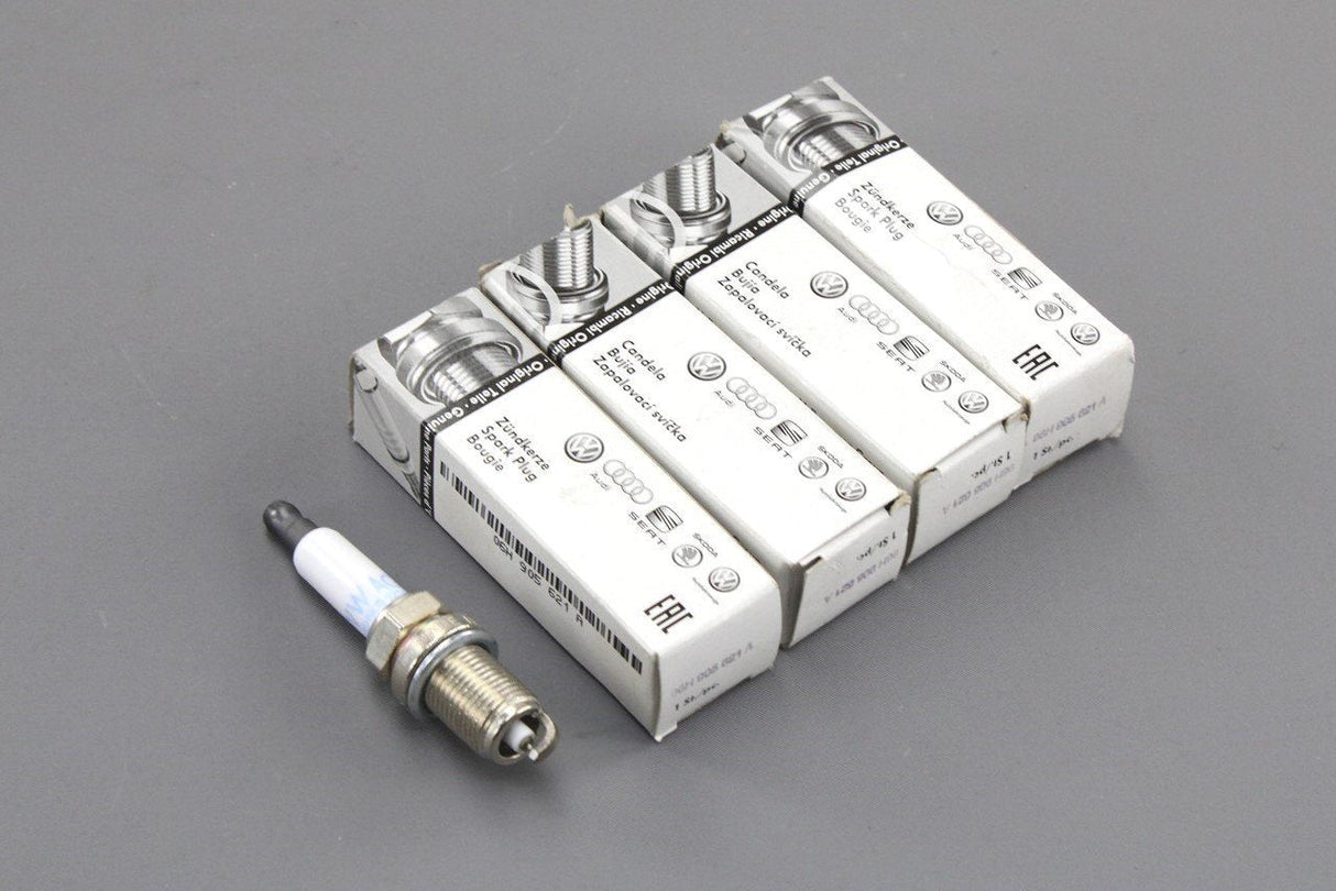 VW Audi Skoda SEAT 2.0 TSI TFSI spark plugs (x4) 06H905621 06H905621A