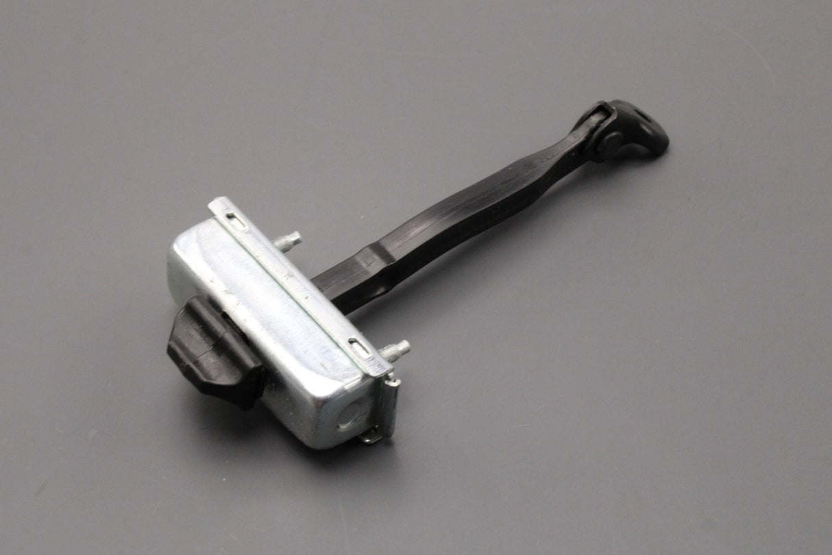 Land Rover Discovery 5 2017-on rear door check strap left/right LR080291