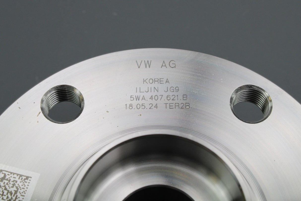VW Audi Skoda SEAT CUPRA front wheel hub with bearing (x1) 5WA407621B