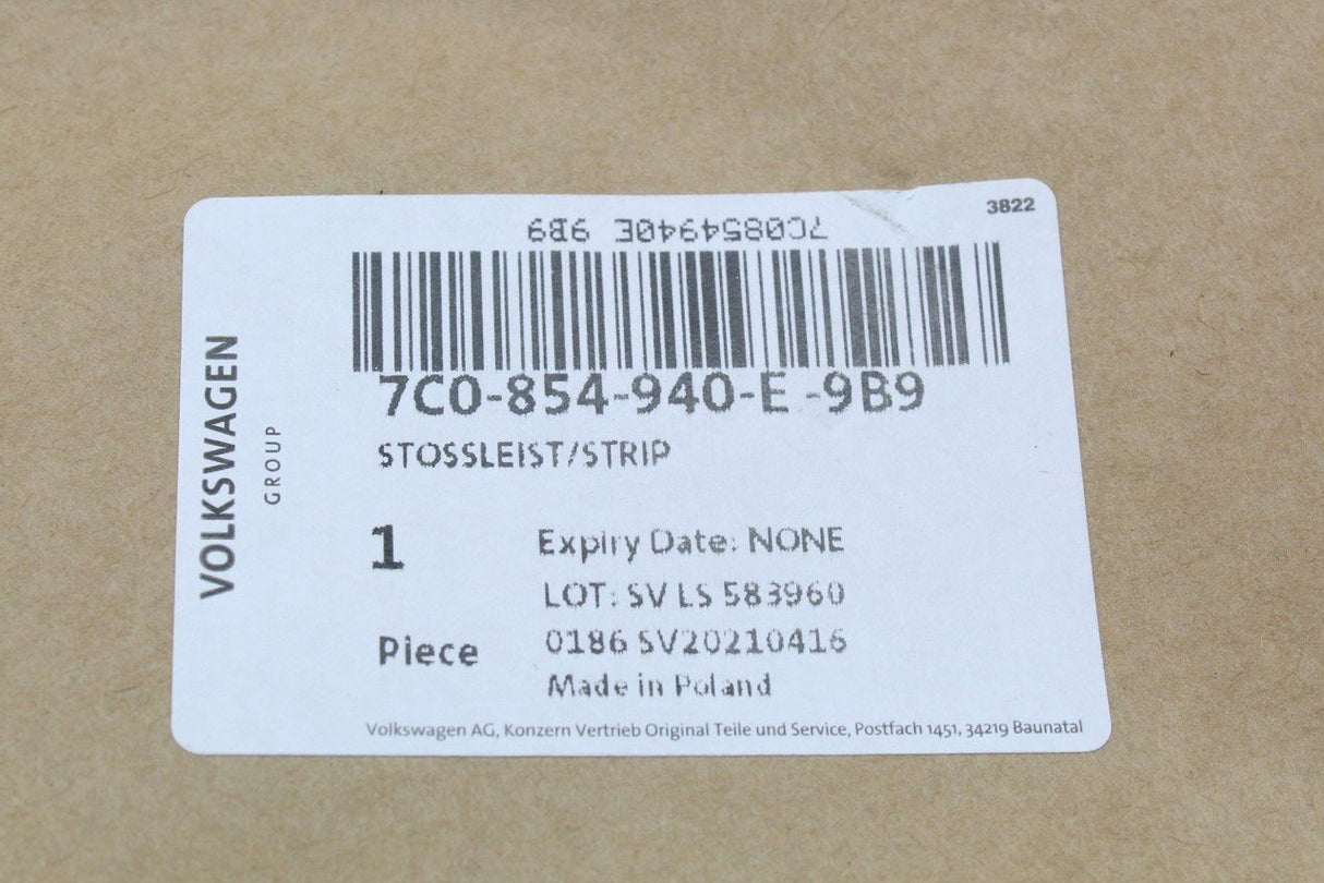 VW Crafter 17-on lower door protective trim (front right) 7C0854940E 9B9