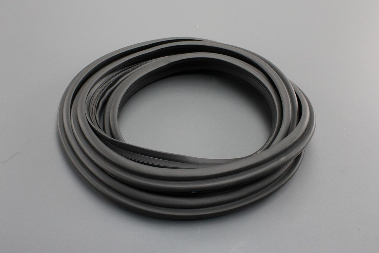 Toyota RAV4 2018-on boot lid weather strip seal (rear) 67881-42070