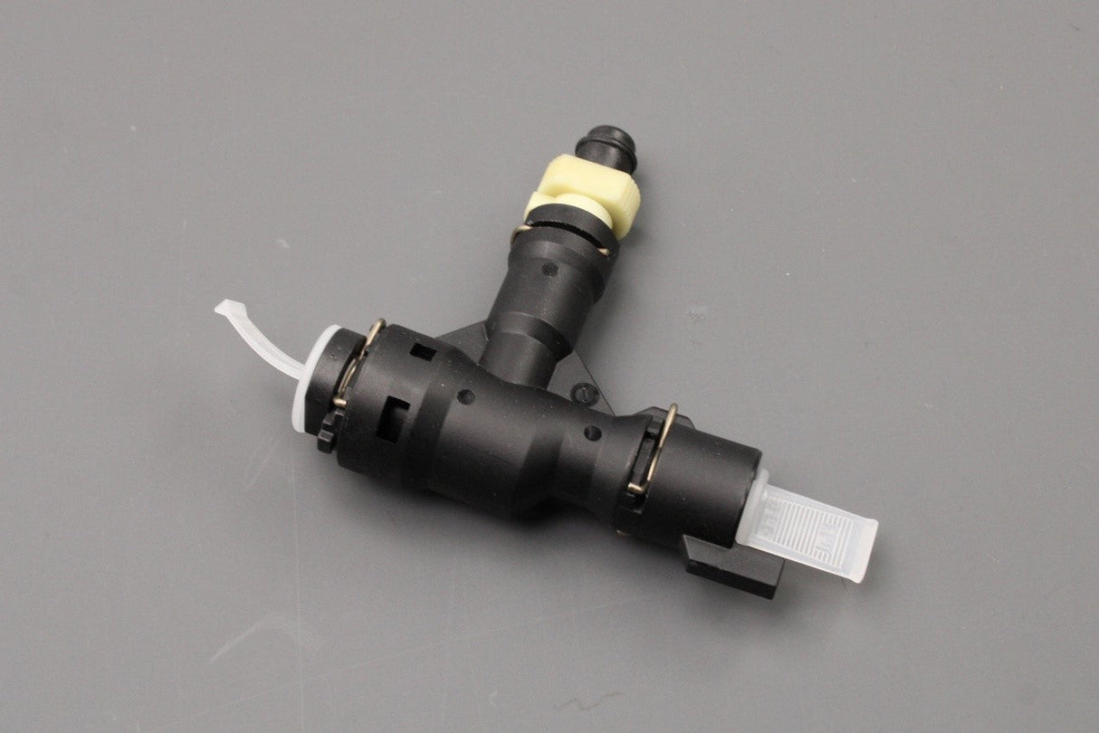 VW Crafter 2017-on clutch bleeder pipe assembly 2N0721468A