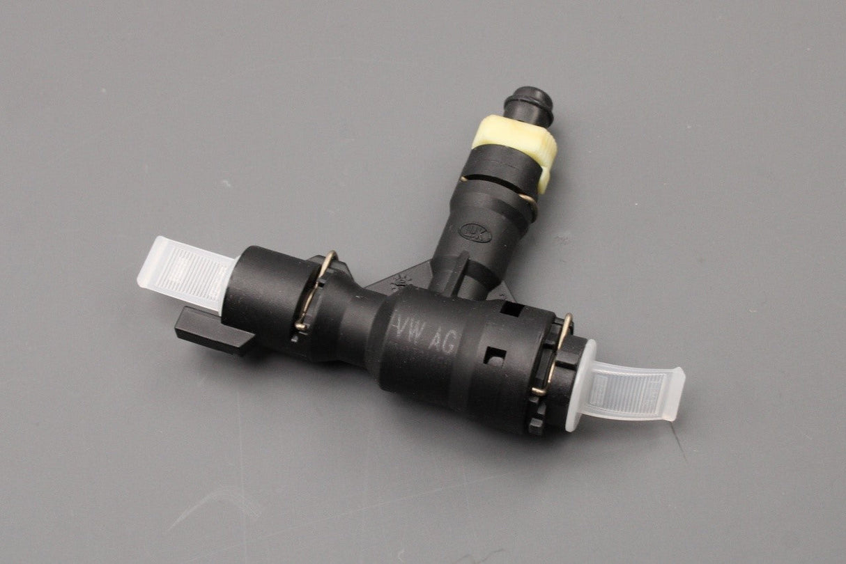 VW Crafter 2017-on clutch bleeder pipe assembly 2N0721468A