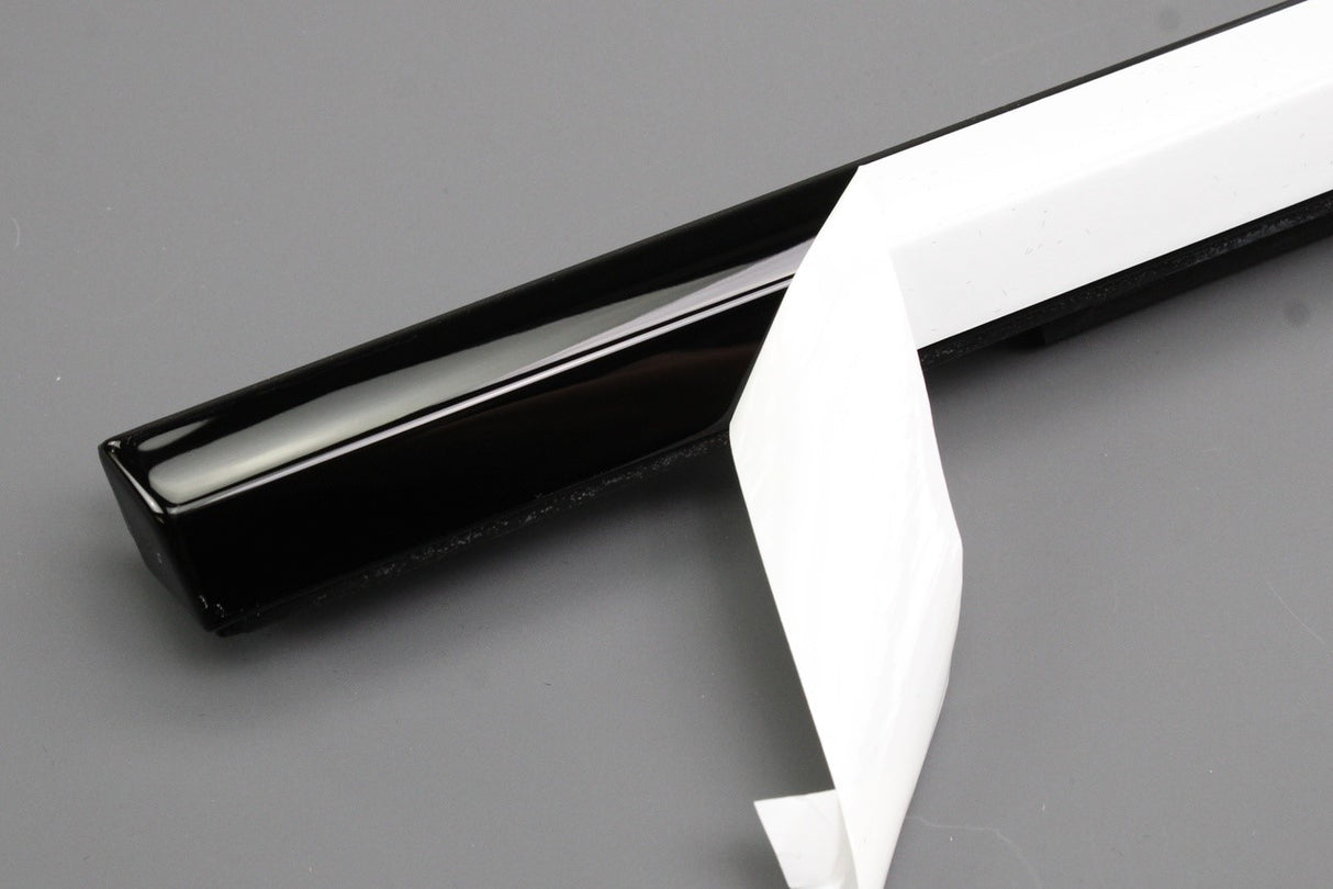 Audi A8 S8 2018-on rear window aperture seal (right) 4N0839476C T94
