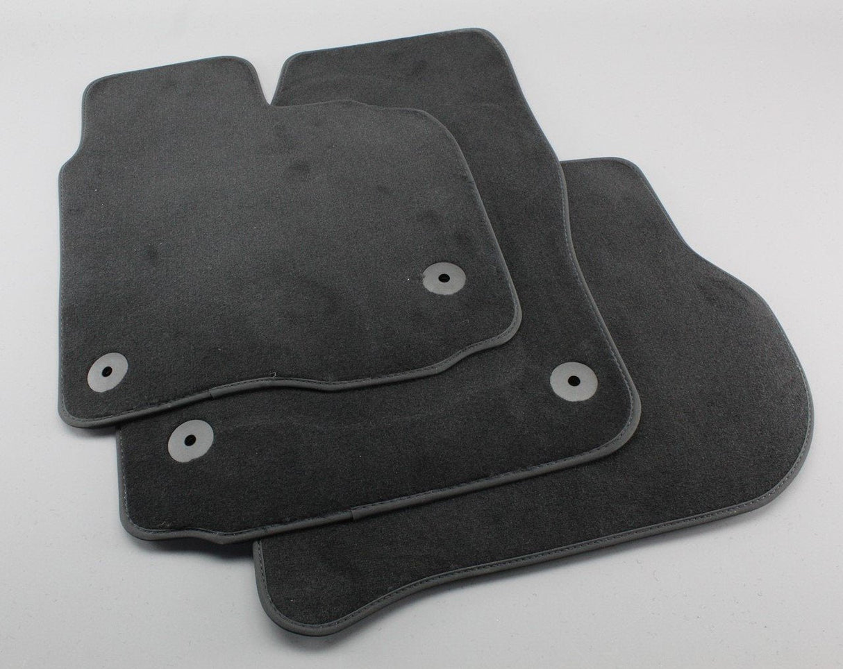 SEAT Leon 1P 2006-2013 front & rear carpet floor mats set 1P2863011LOE