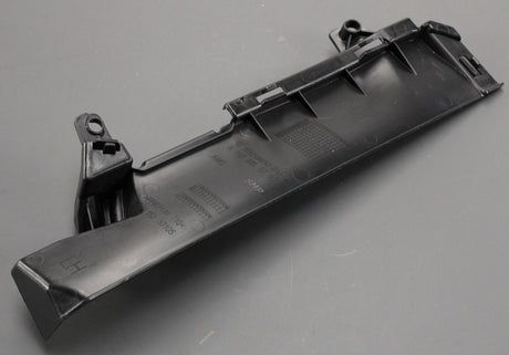 Mercedes-Benz GLE W167 front bumper air guide A1678856705