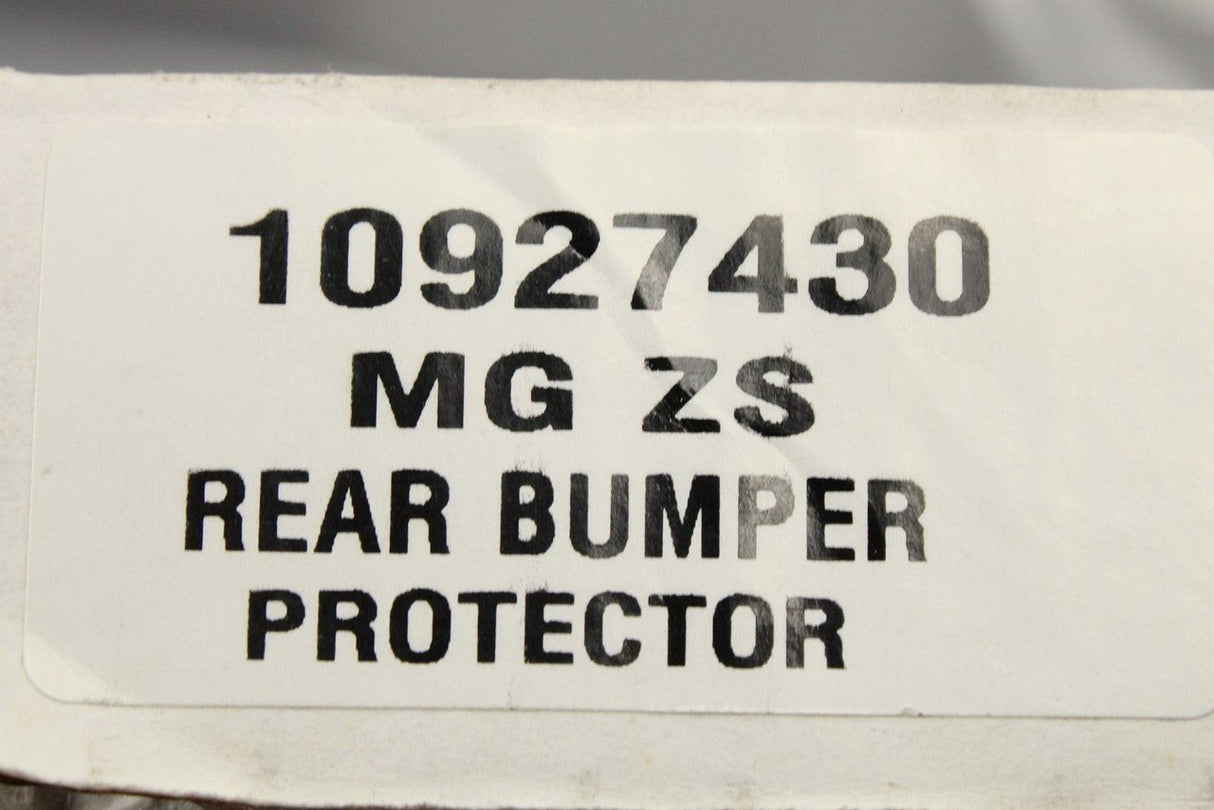 MG ZS rear bumper protector (black) 10927430