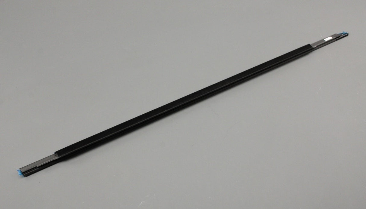 Audi Q3 2019-on outer window aperture seal (front left) 83A837475A T94