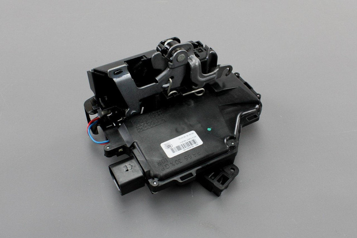 Audi A2 2000-2005 door lock latch mechanism (rear right) 8Z0839016D