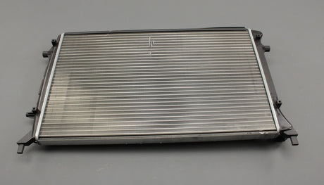 VW Eos 06-08 Golf SEAT Leon 1P 2.0 TSI coolant radiator 1K0121251CN