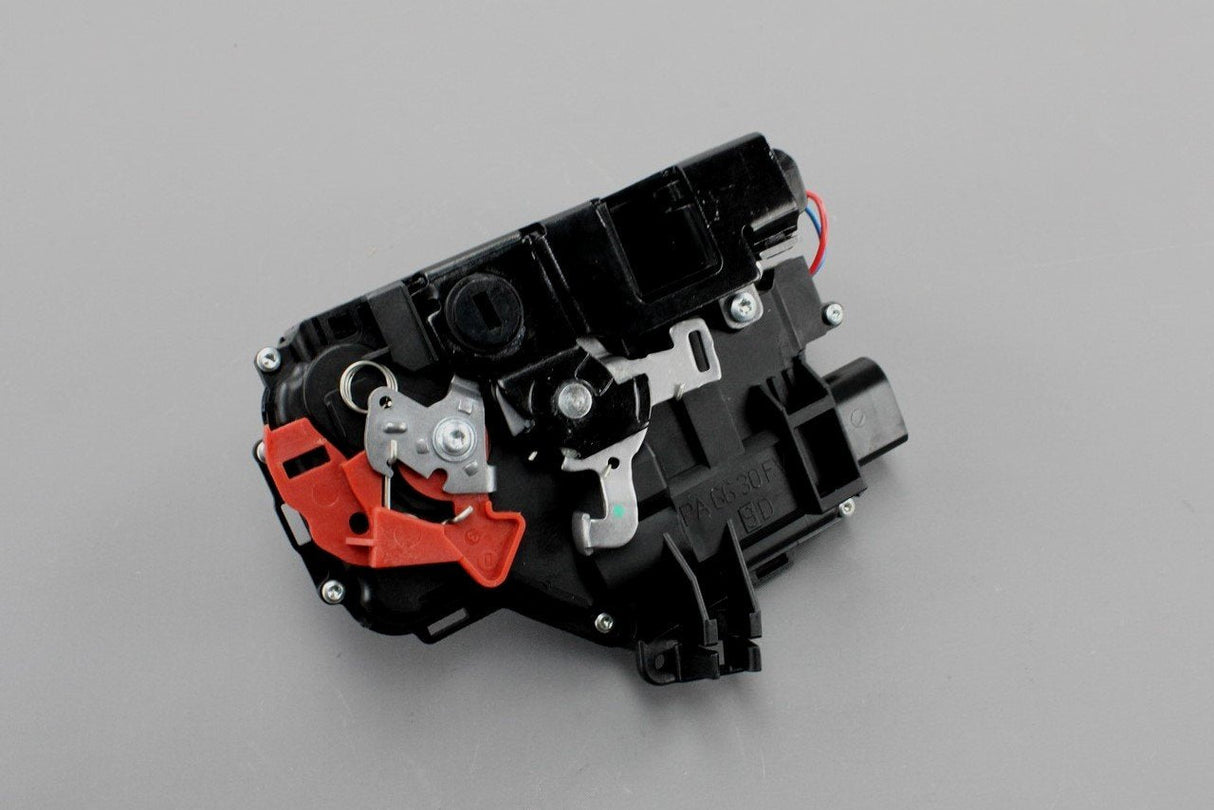Audi A2 2000-2005 door lock latch mechanism (rear right) 8Z0839016D