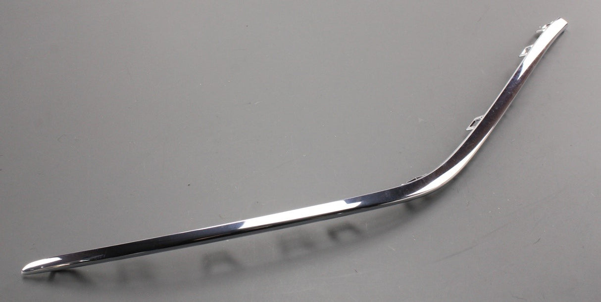 Mercedes-Benz GLE W167 lower front bumper chrome trim right A1678851810