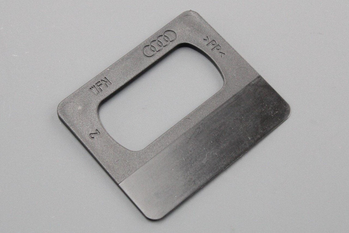 Audi tail light bulb changing assembly tool (rear) 8T0012259