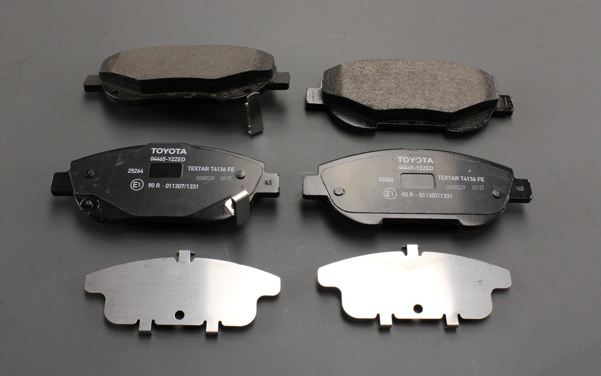 Toyota Avensis 08-18 Verso 09-17 brake pads (front) 04465-YZZED
