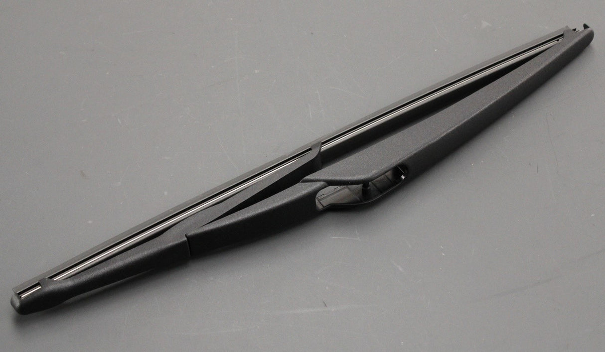 Toyota Yaris 2005-2011 wiper blade (rear) 85242-YZZVN