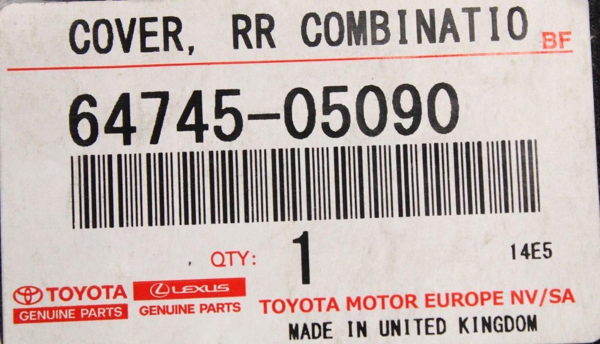 Toyota Avensis 2008-2018 rear tail light cover (right) 64745-05090