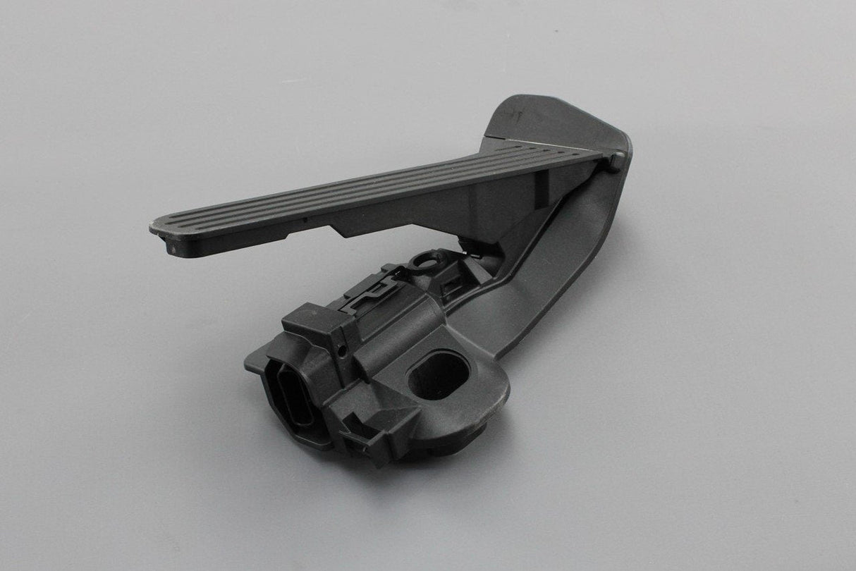 VW Beetle Eos CC Audi A3 TT Skoda SEAT accelerator pedal RHD 1K2721503AJ